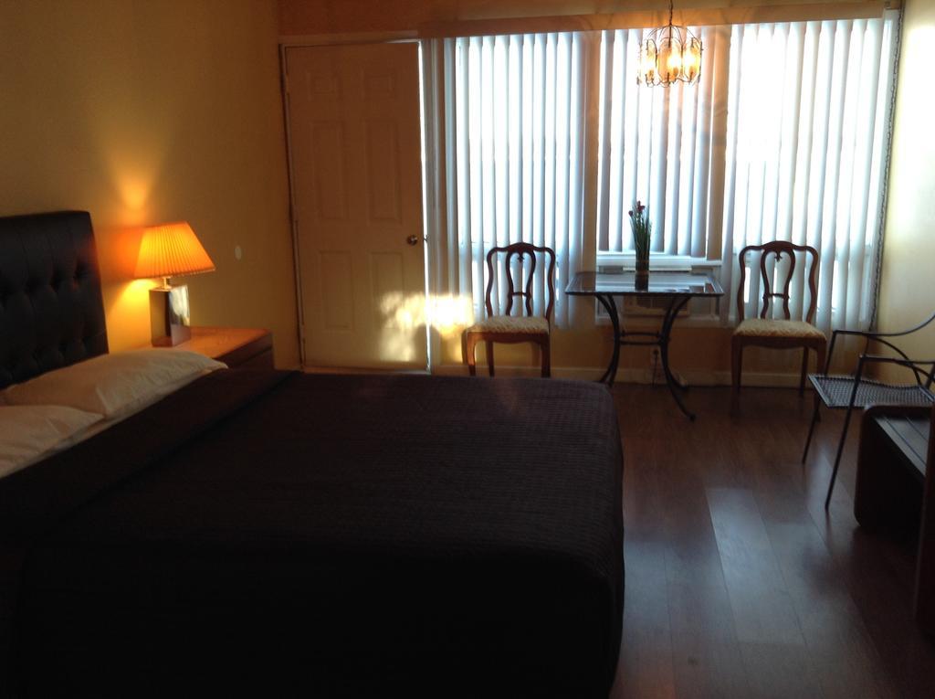 Motel Rive Du Lac Saint-Zotique Rum bild