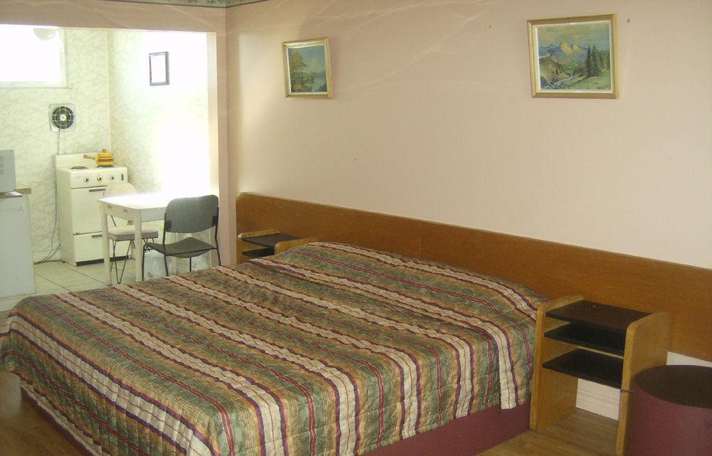 Motel Rive Du Lac Saint-Zotique Exteriör bild