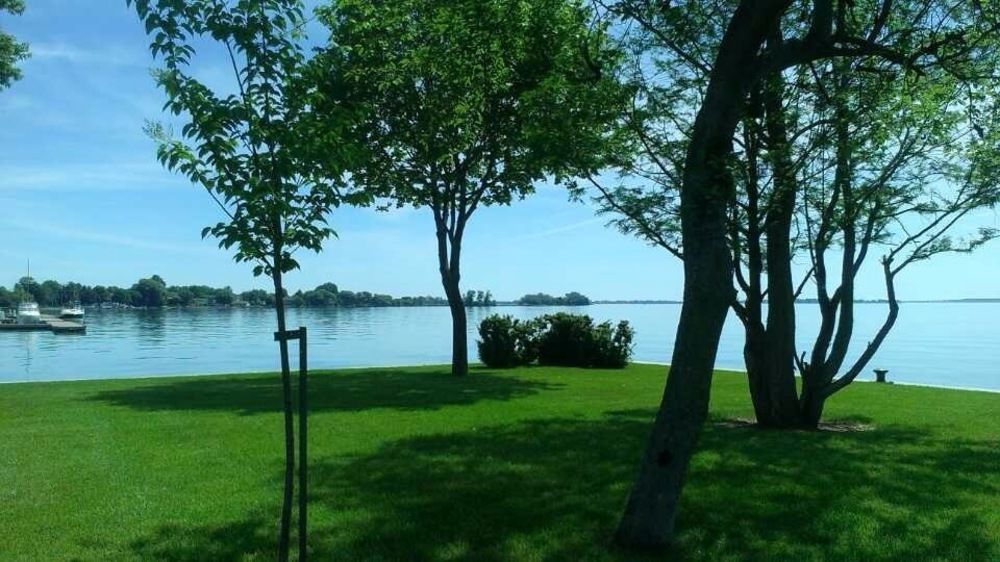 Motel Rive Du Lac Saint-Zotique Exteriör bild